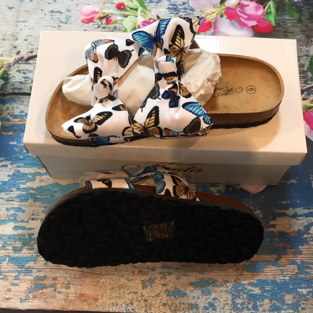New Butterfly Bow Sandals - Picture 3 of 14